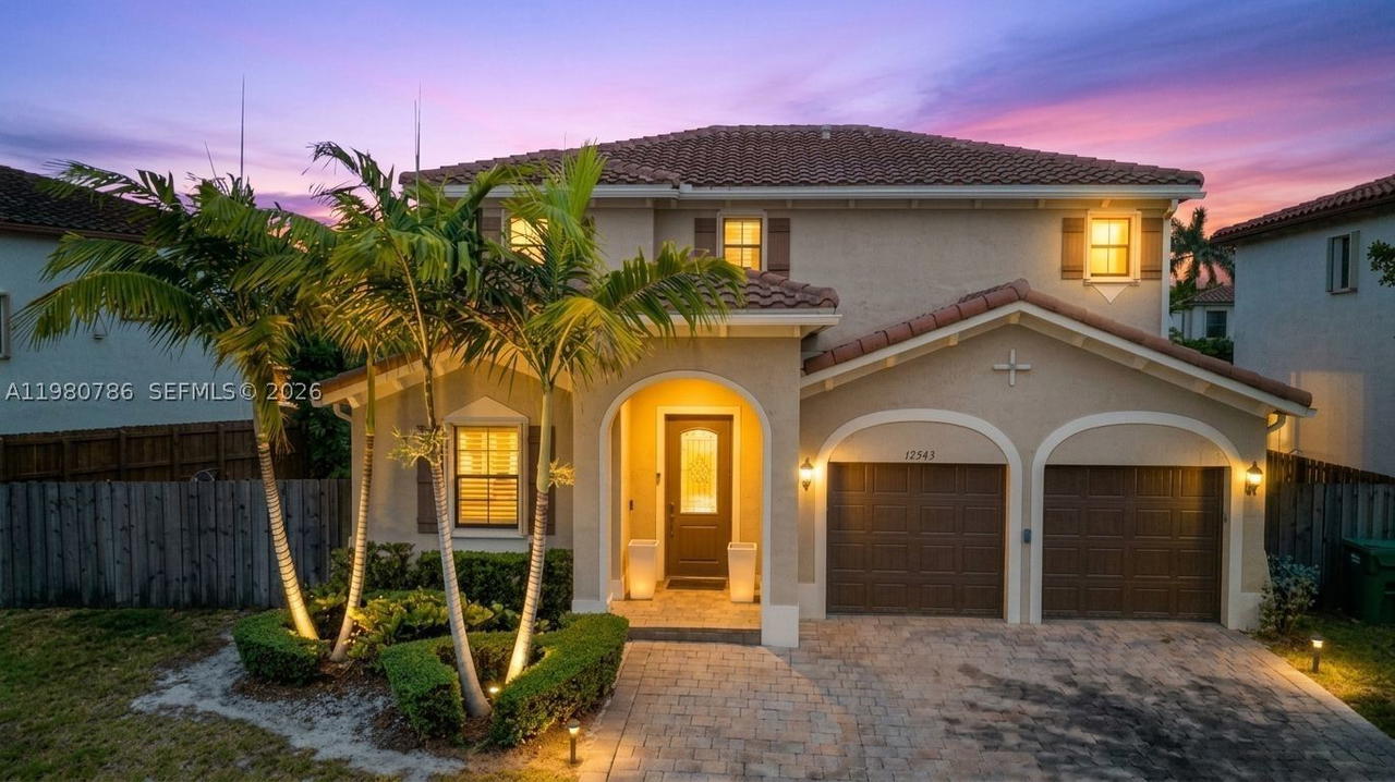Real estate property located at 17343 155th Ct, Miami-dade, Venetian Parc West, Miami, FL