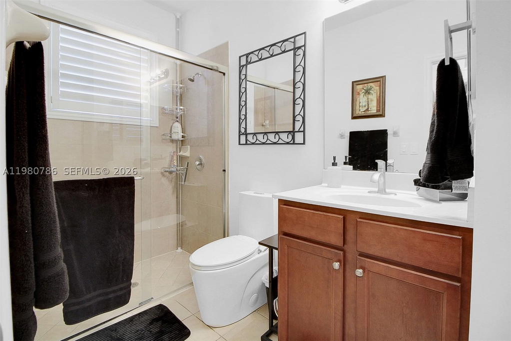 Real estate property located at 17343 155th Ct, Miami-dade, Venetian Parc West, Miami, FL