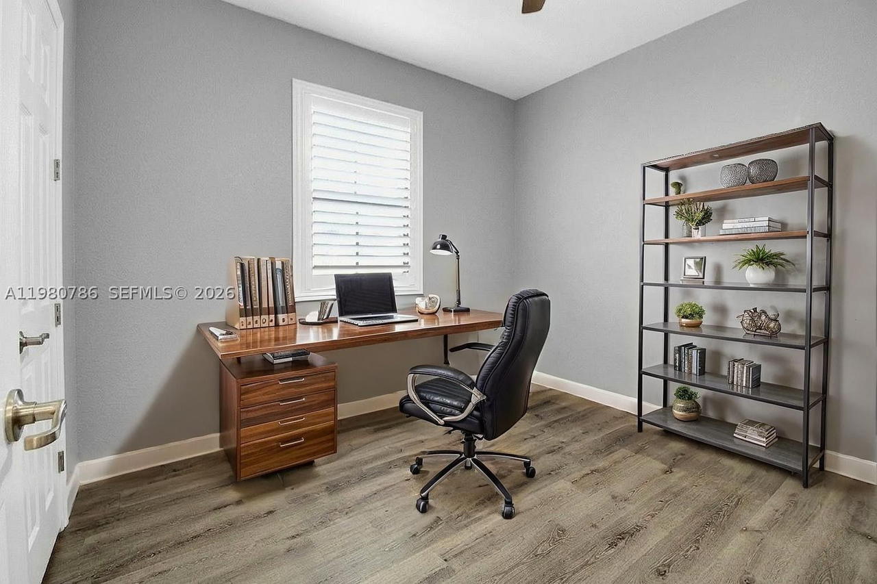 Real estate property located at 17343 155th Ct, Miami-dade, Venetian Parc West, Miami, FL