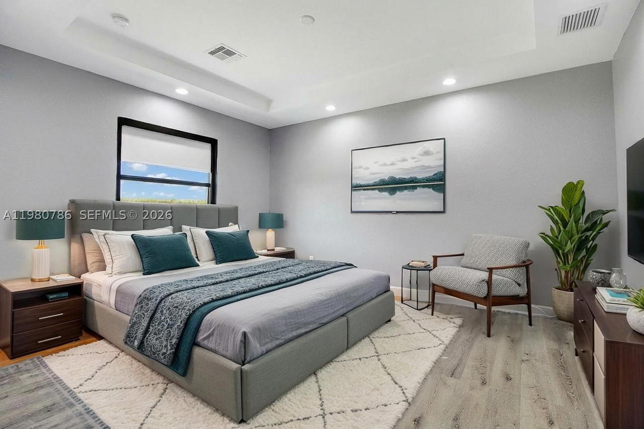 Real estate property located at 17343 155th Ct, Miami-dade, Venetian Parc West, Miami, FL