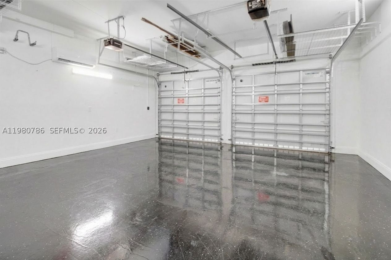 Real estate property located at 17343 155th Ct, Miami-dade, Venetian Parc West, Miami, FL