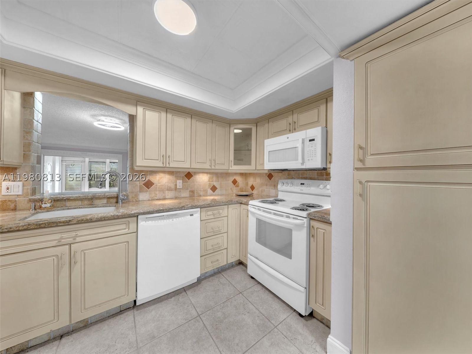 Real estate property located at 14873 Cumberland Dr #1040, Palm Beach, Villages Of Oriole Deauvi, Delray Beach, FL