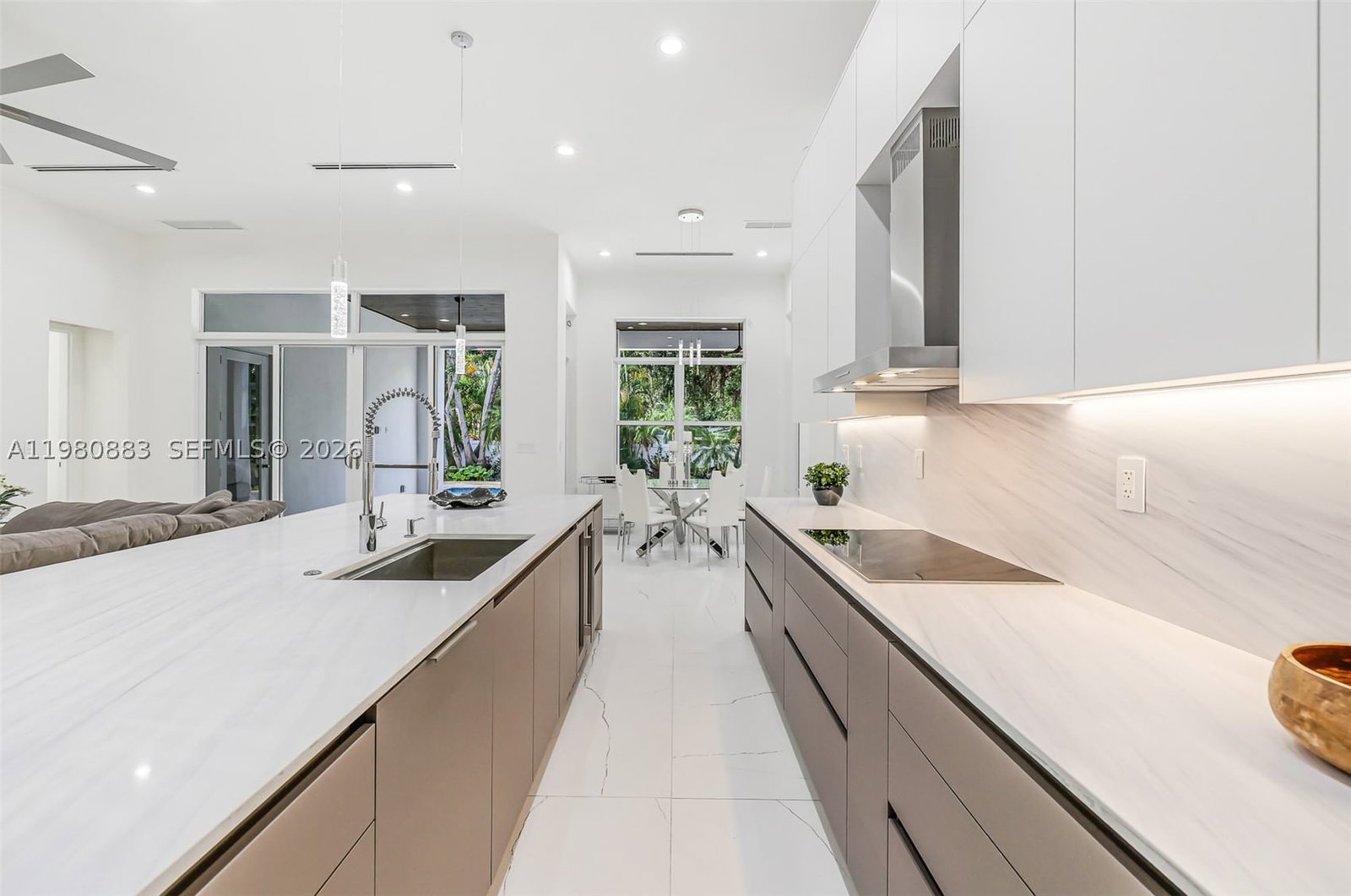 Real estate property located at 11780 8th Ave, Miami-dade, Griffing Biscayne Park Es, Biscayne Park, FL