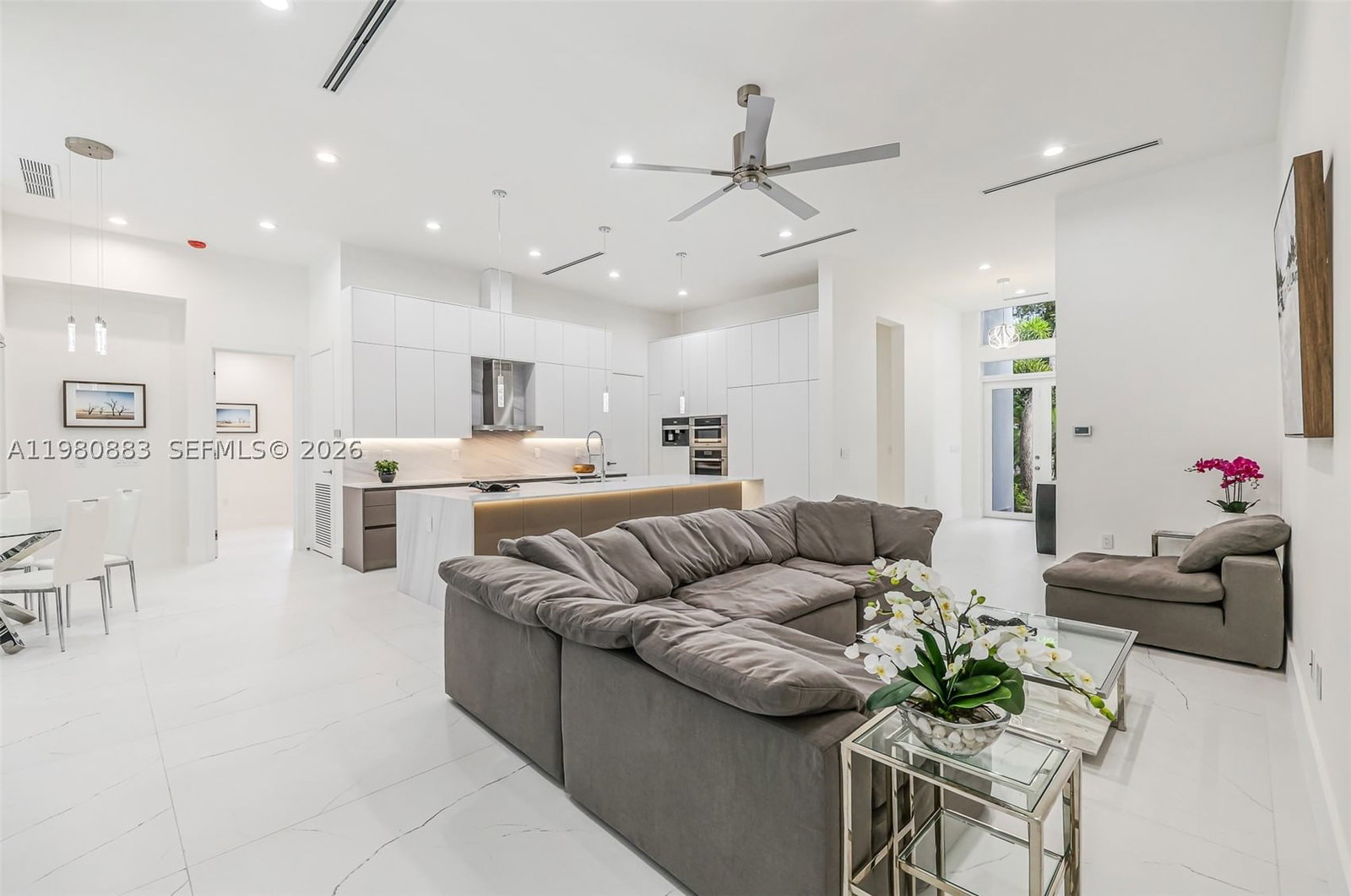 Real estate property located at 11780 8th Ave, Miami-dade, Griffing Biscayne Park Es, Biscayne Park, FL