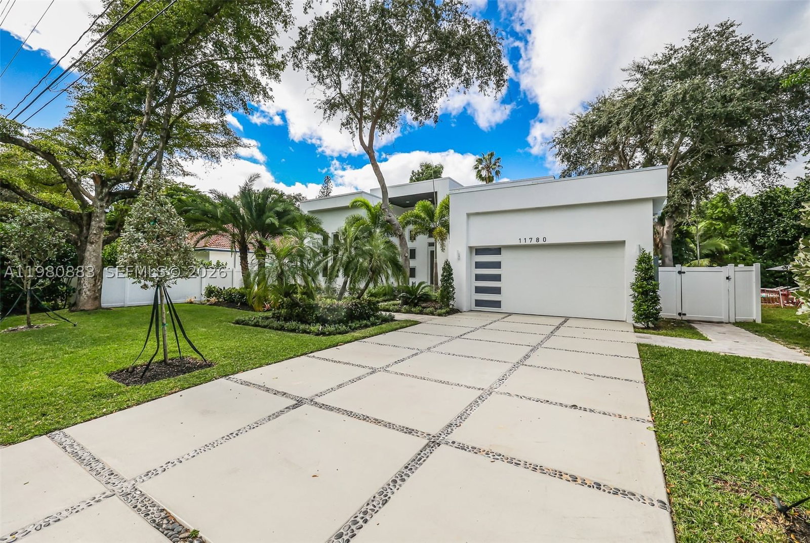 Real estate property located at 11780 8th Ave, Miami-dade, Griffing Biscayne Park Es, Biscayne Park, FL