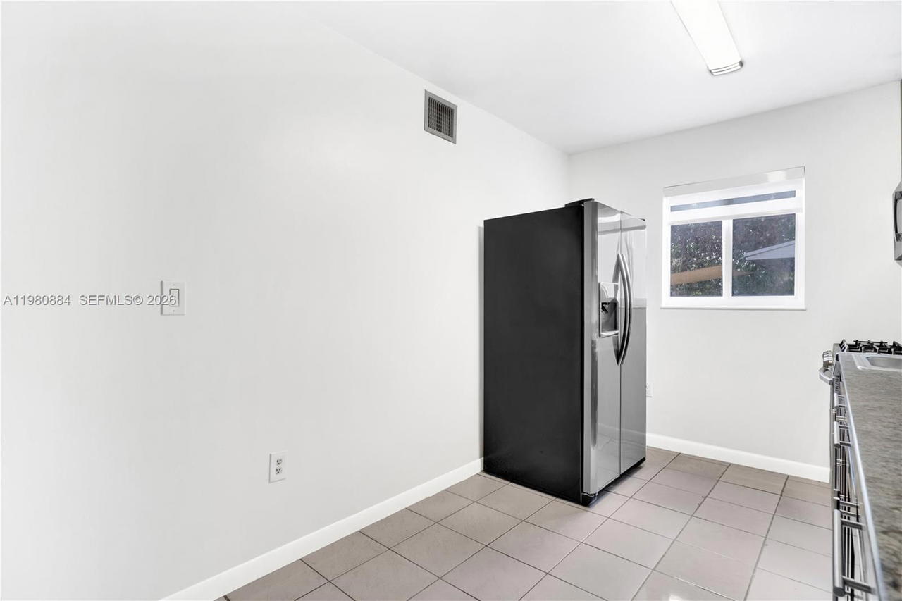 Real estate property located at 1281 29th St #6, Miami-dade, Calumet Condo, Hialeah, FL