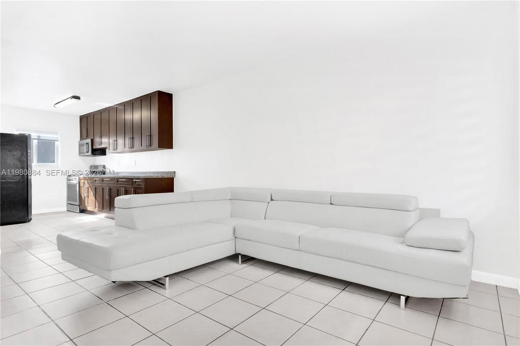 Real estate property located at 1281 29th St #6, Miami-dade, Calumet Condo, Hialeah, FL