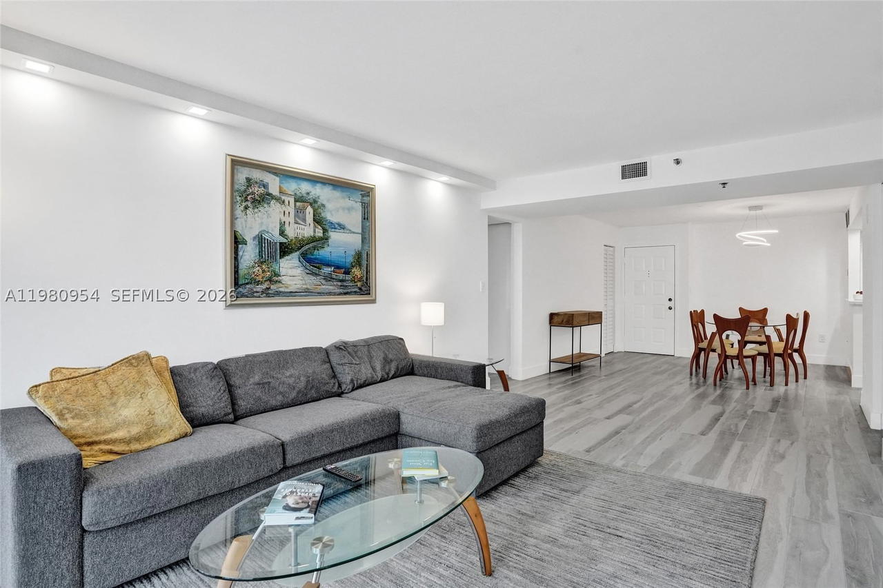 Real estate property located at 1201 Ocean Dr #1407S, Broward, Summit Condo, Hollywood, FL