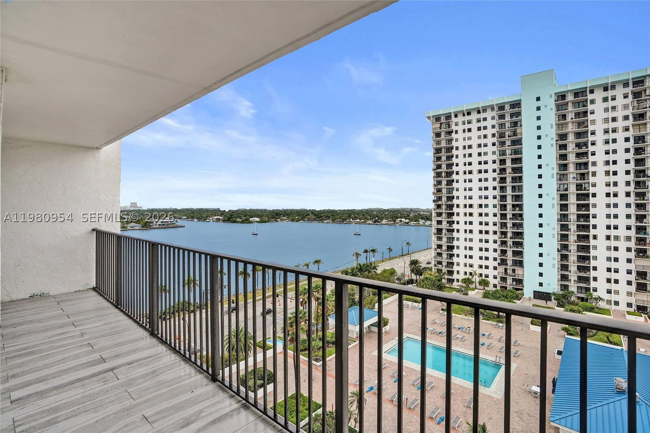 Real estate property located at 1201 Ocean Dr #1407S, Broward, Summit Condo, Hollywood, FL