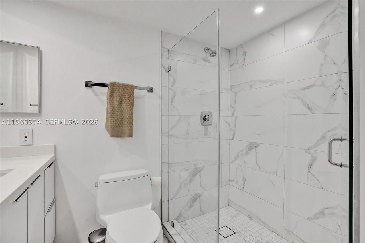 Real estate property located at 1201 Ocean Dr #1407S, Broward, Summit Condo, Hollywood, FL