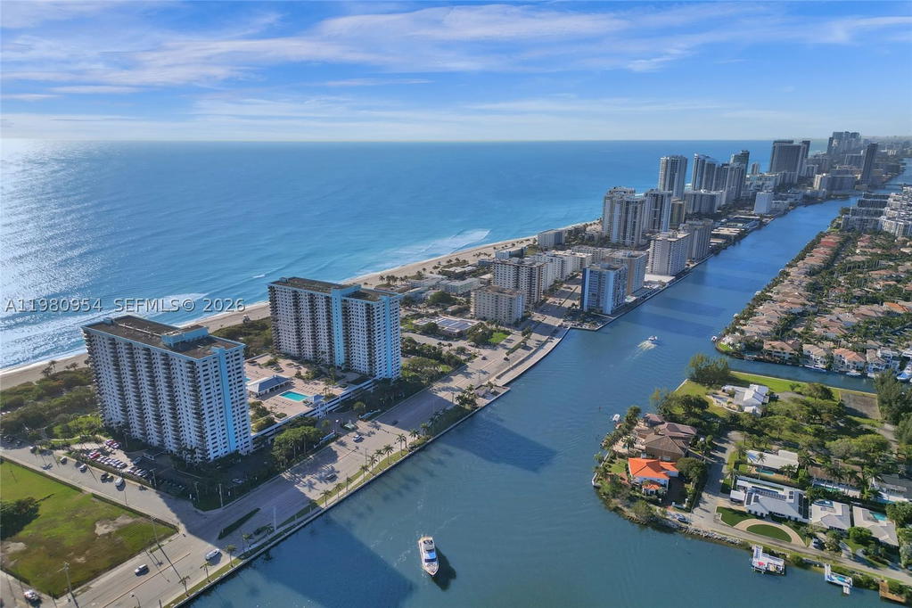 Real estate property located at 1201 Ocean Dr #1407S, Broward, Summit Condo, Hollywood, FL