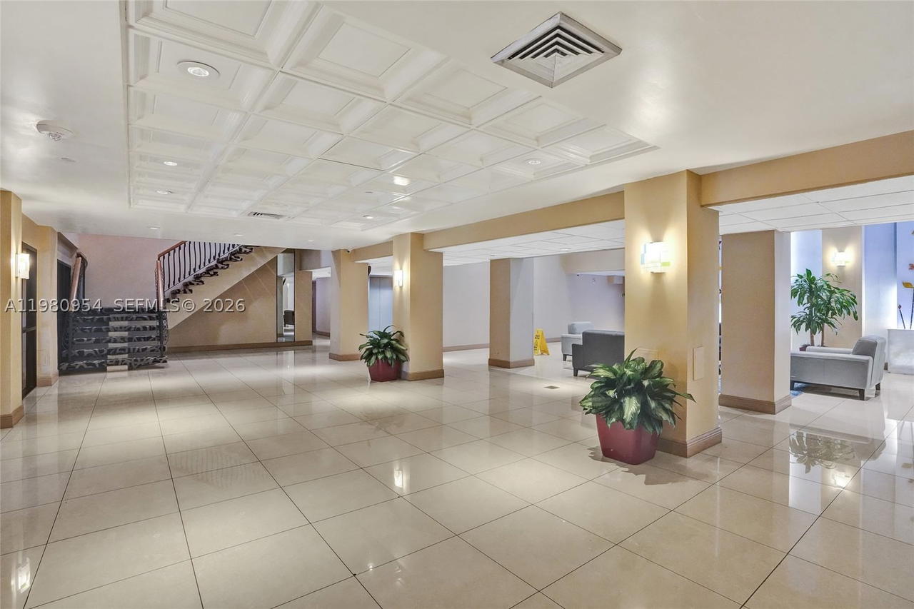 Real estate property located at 1201 Ocean Dr #1407S, Broward, Summit Condo, Hollywood, FL