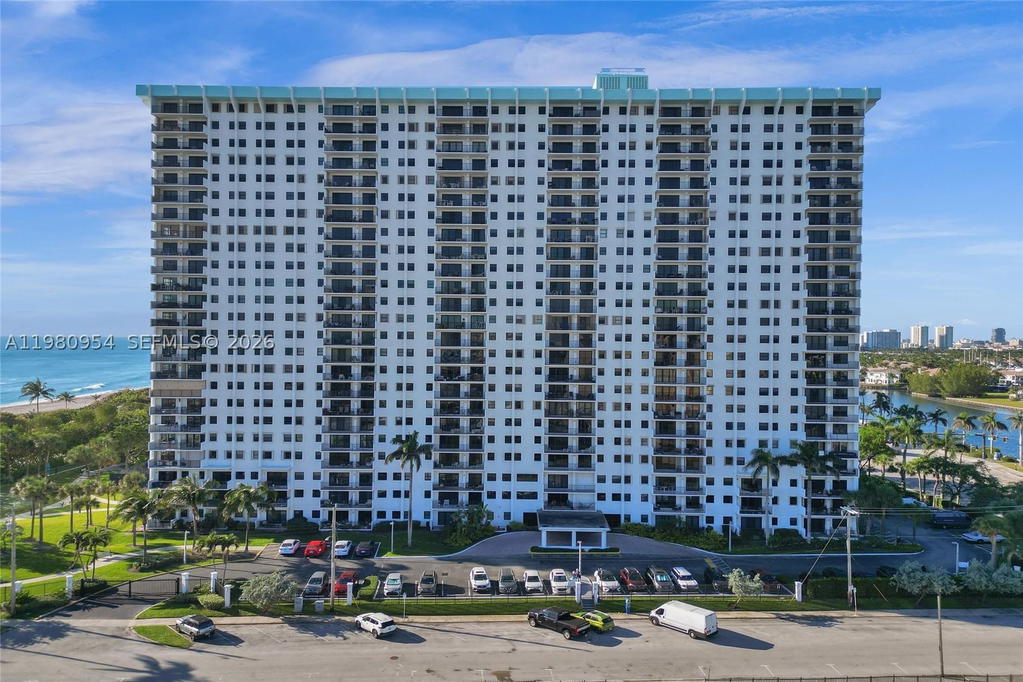 Real estate property located at 1201 Ocean Dr #1407S, Broward, Summit Condo, Hollywood, FL
