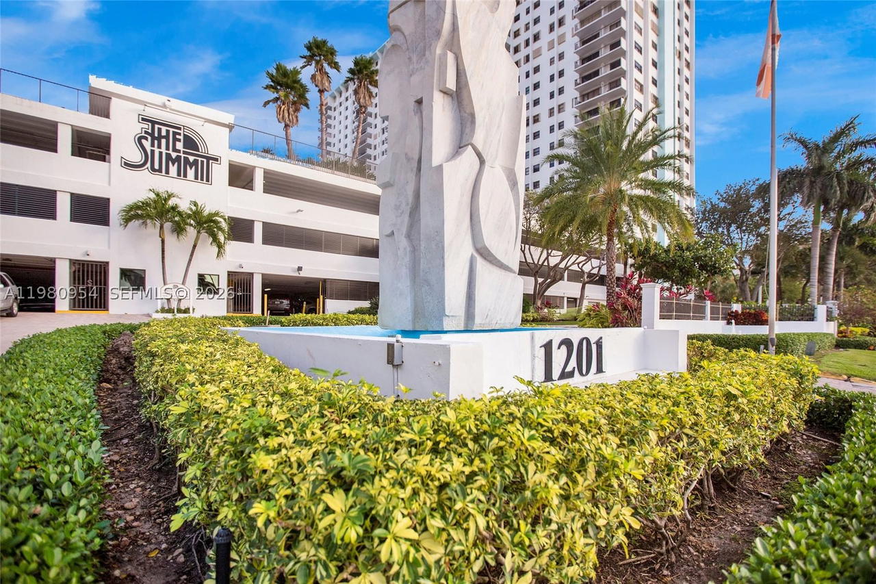 Real estate property located at 1201 Ocean Dr #1407S, Broward, Summit Condo, Hollywood, FL