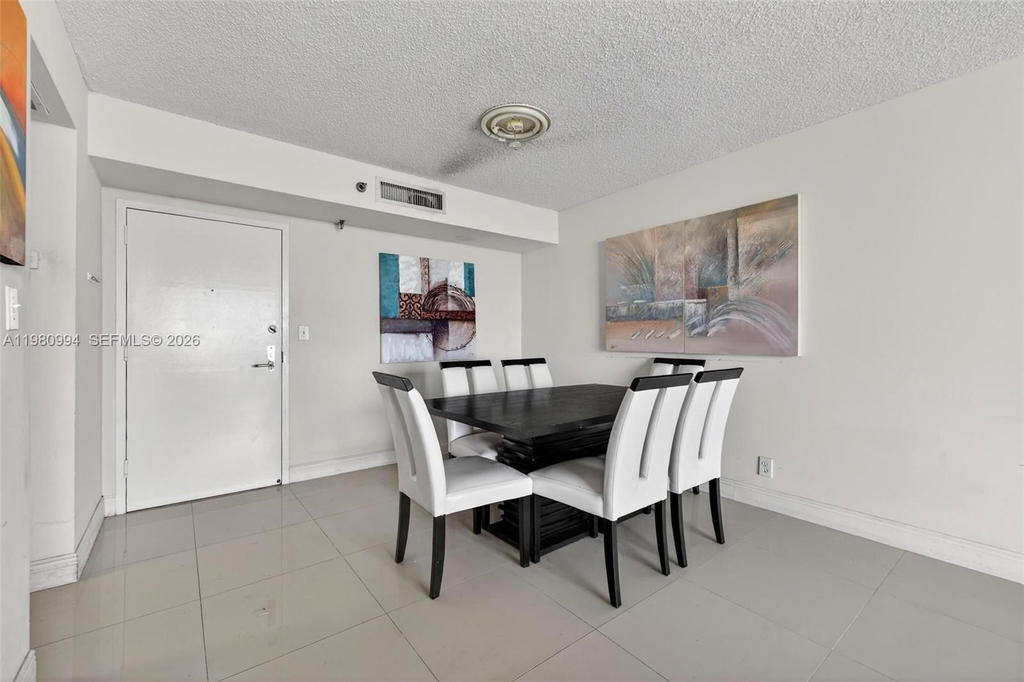 Real estate property located at 3300 192nd St #1611, Miami-dade, Parc Central Aventura Eas, Aventura, FL