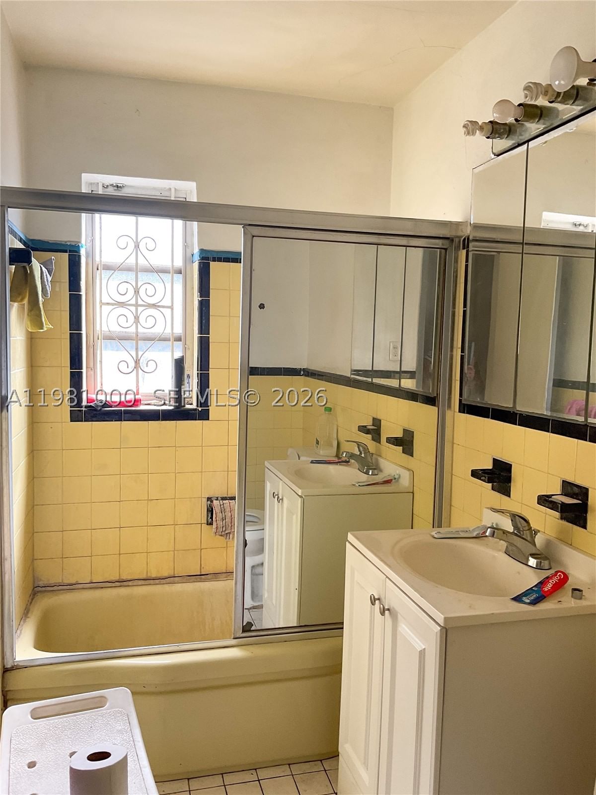 Real estate property located at 2515 44th Ave, Broward, Hyde Park First Sec, West Park, FL