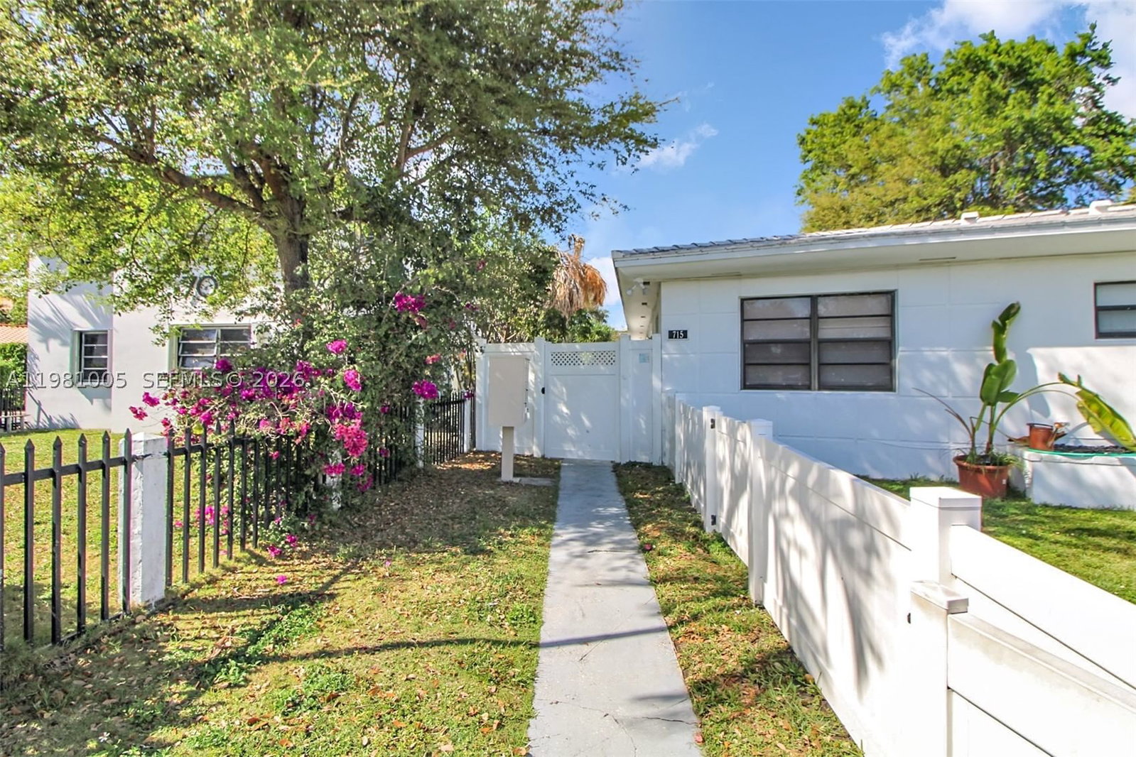 Real estate property located at 715 92nd St, Miami-dade, Miami Shores Sec 3, Miami Shores, FL