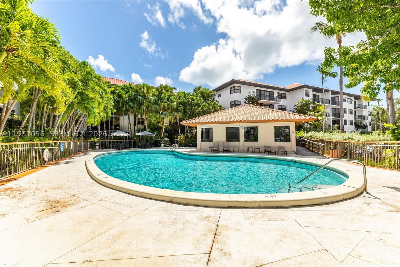 Real estate property located at 101 Ocean Lane Dr #1013, Miami-dade, Ocean Village Condo, Key Biscayne, FL