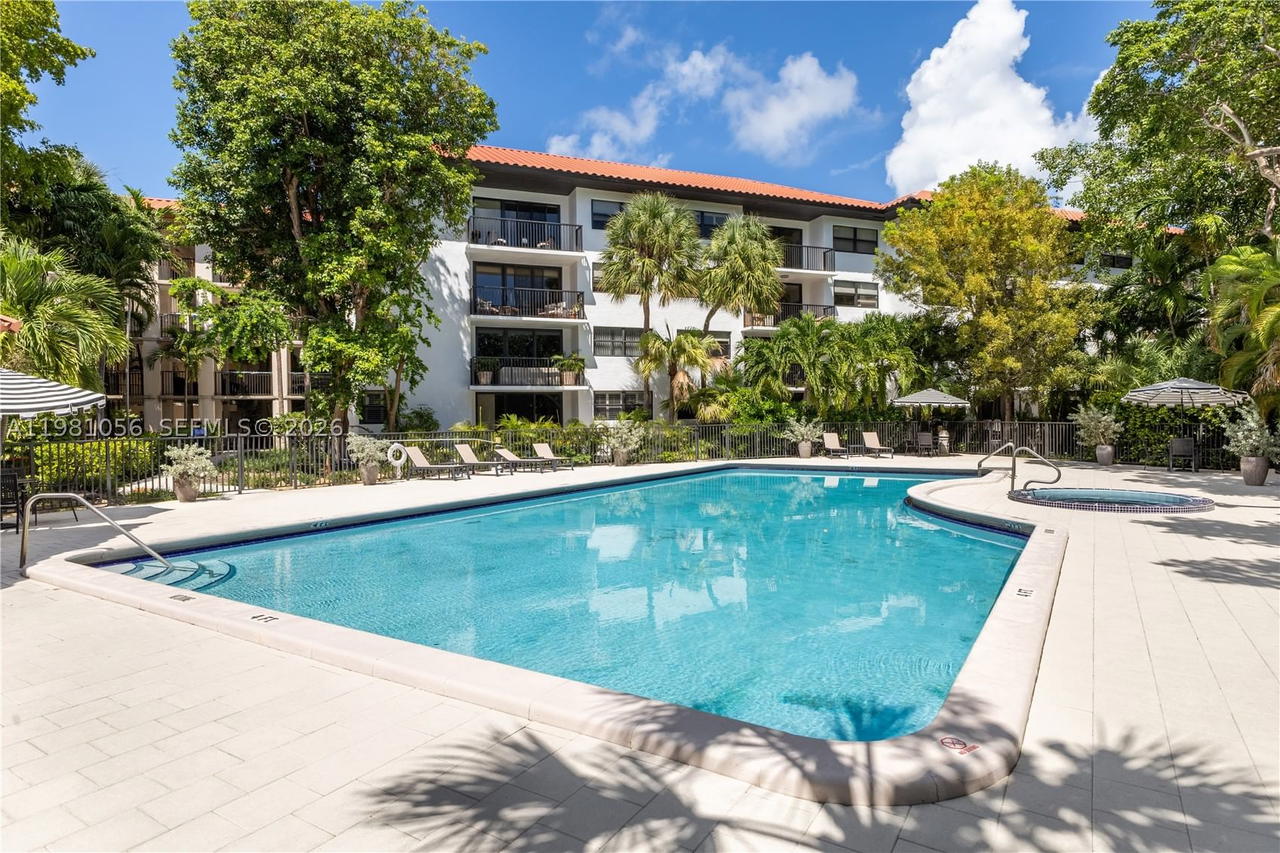 Real estate property located at 101 Ocean Lane Dr #1013, Miami-dade, Ocean Village Condo, Key Biscayne, FL