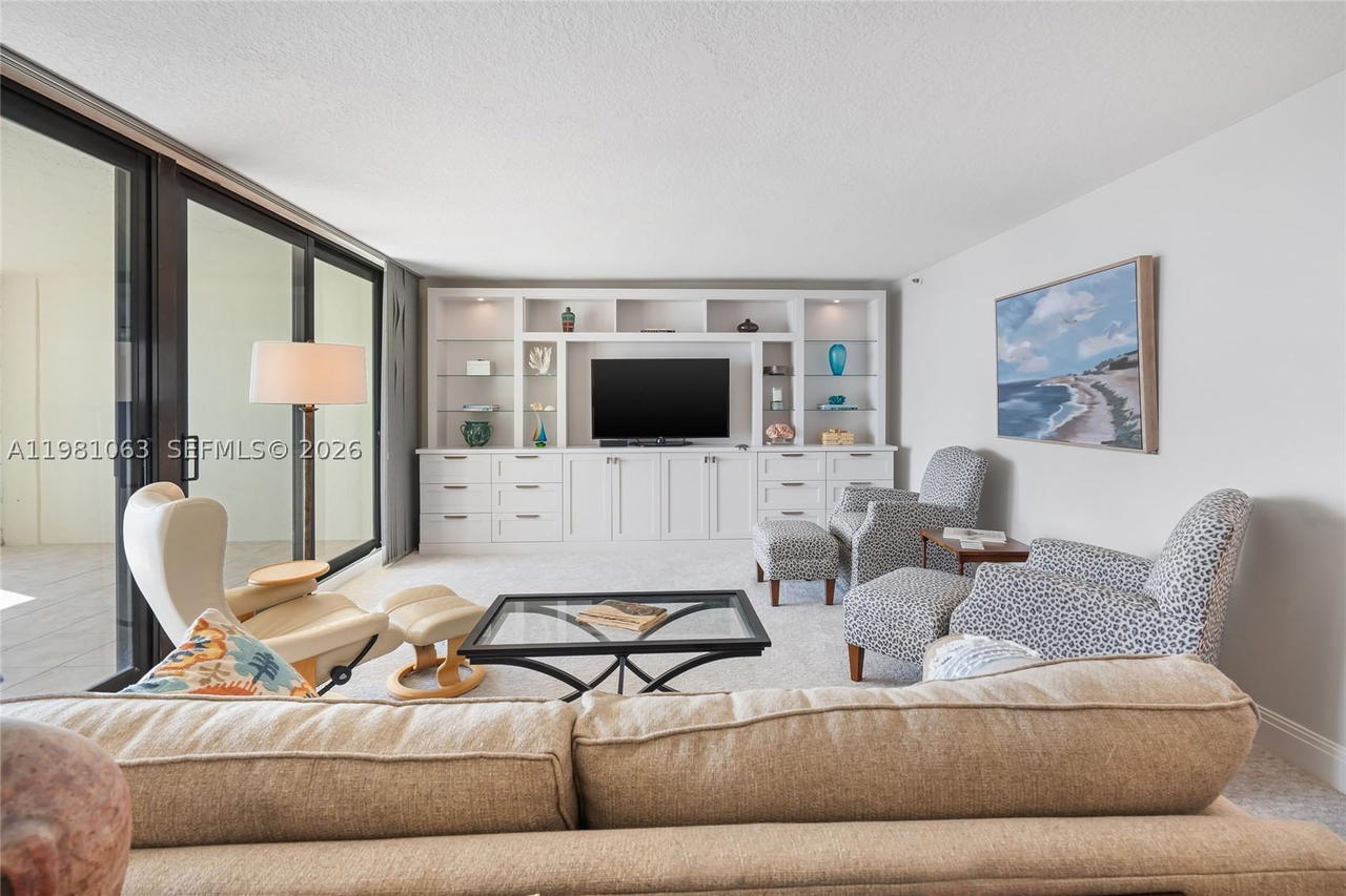 Real estate property located at 19670 Beach Rd A404, Palm Beach, Seawatch At Jupiter Islan, Tequesta, FL