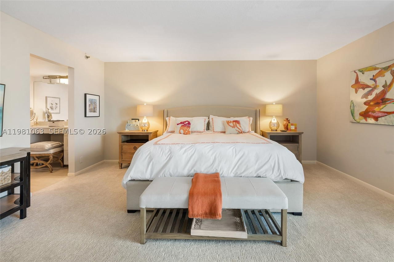 Real estate property located at 19670 Beach Rd A404, Palm Beach, Seawatch At Jupiter Islan, Tequesta, FL