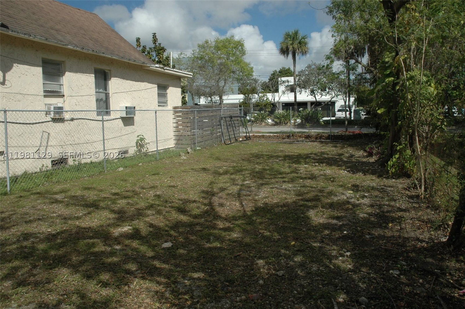 Real estate property located at 3817 Washington Ave, Miami-dade, St Albans Park, Miami, FL
