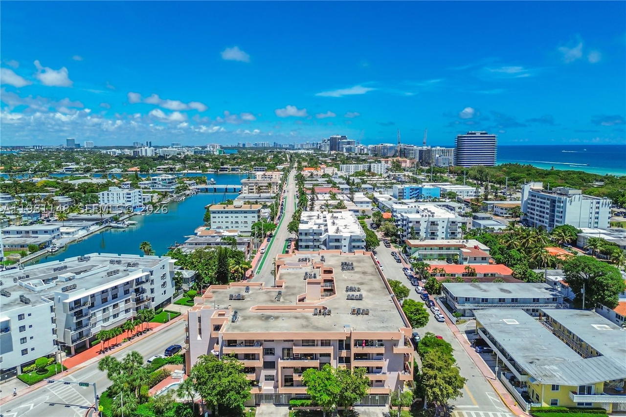 Real estate property located at 8101 Byron Ave #509, Miami-dade, Abbott Gardens Condo, Miami Beach, FL