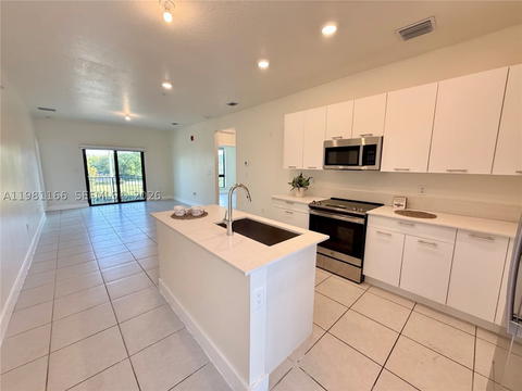 Real estate property located at 8001 41st St F-202, Miami-dade, Urbana Downtown Doral, Doral, FL