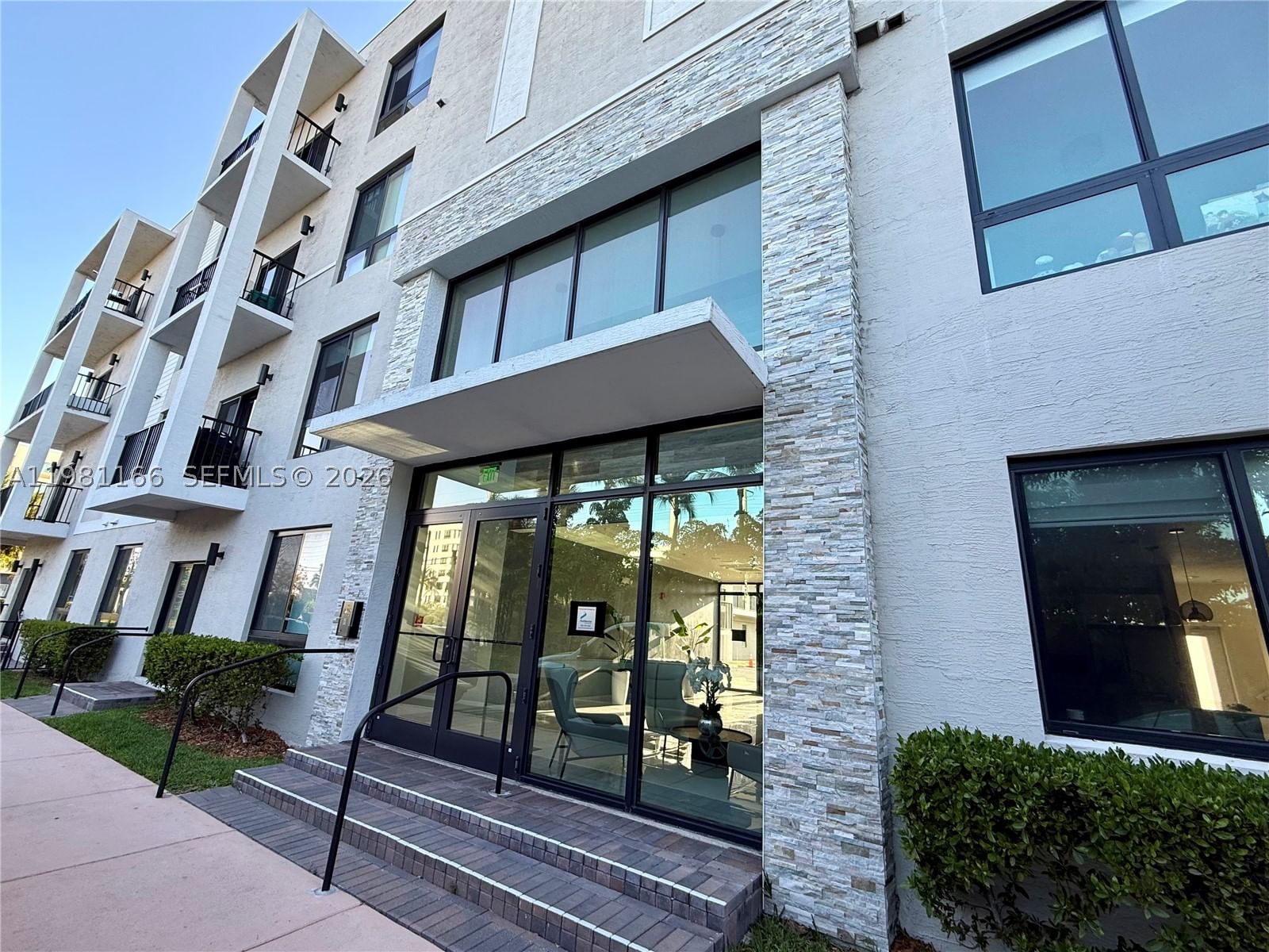 Real estate property located at 8001 41st St F-202, Miami-dade, Urbana Downtown Doral, Doral, FL
