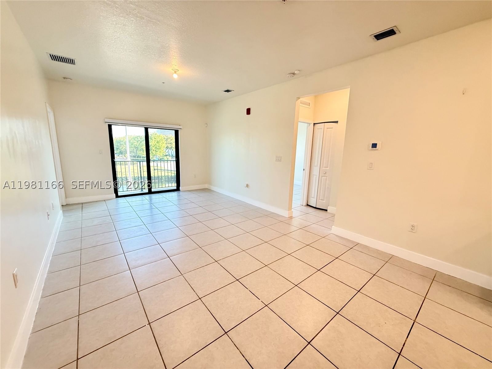 Real estate property located at 8001 41st St F-202, Miami-dade, Urbana Downtown Doral, Doral, FL