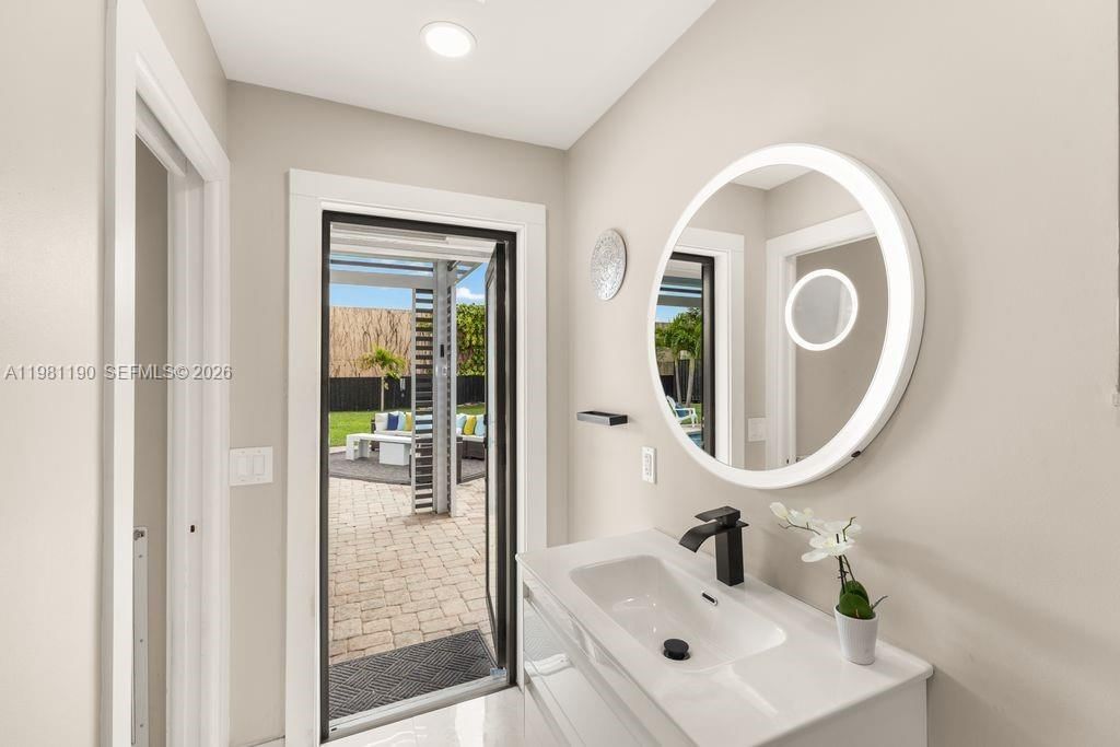 Real estate property located at 1840 51st Ter, Broward, Plantation Harbor Add 5, Plantation, FL