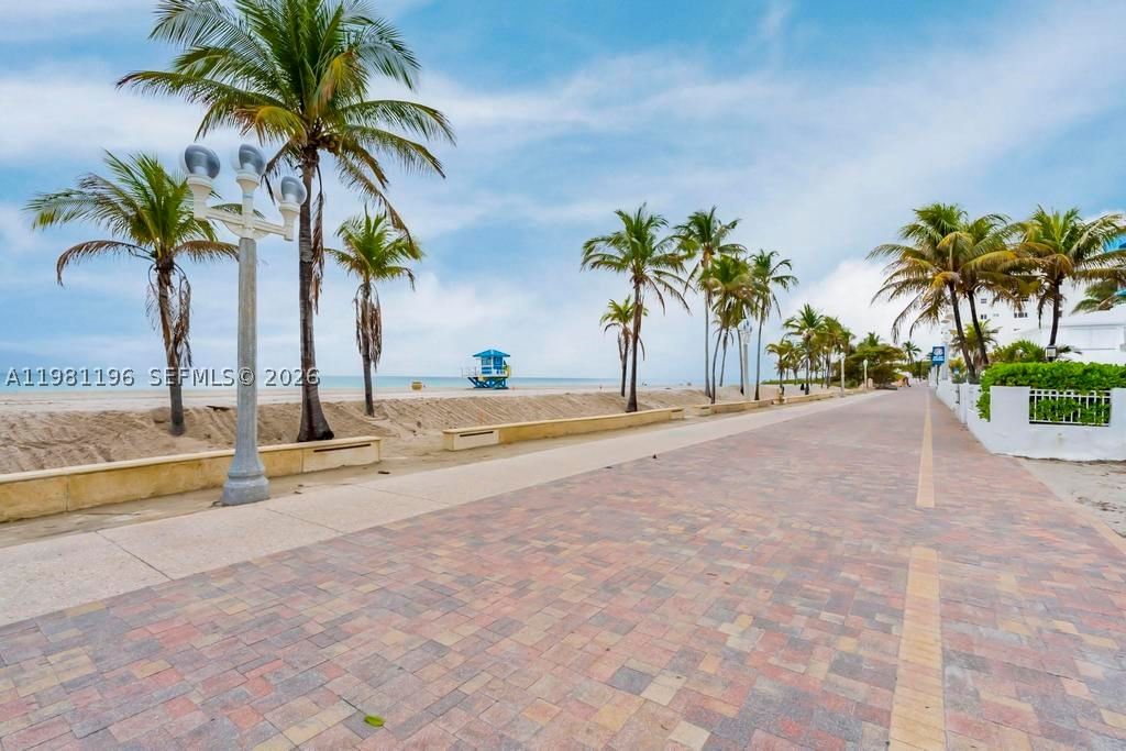 Real estate property located at 901 Surf Rd #408, Broward, Andoric Apts Co-op, Hollywood, FL