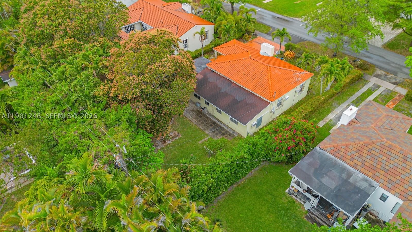 Real estate property located at 512 Mendoza Ave, Miami-dade, Coral Groves, Coral Gables, FL