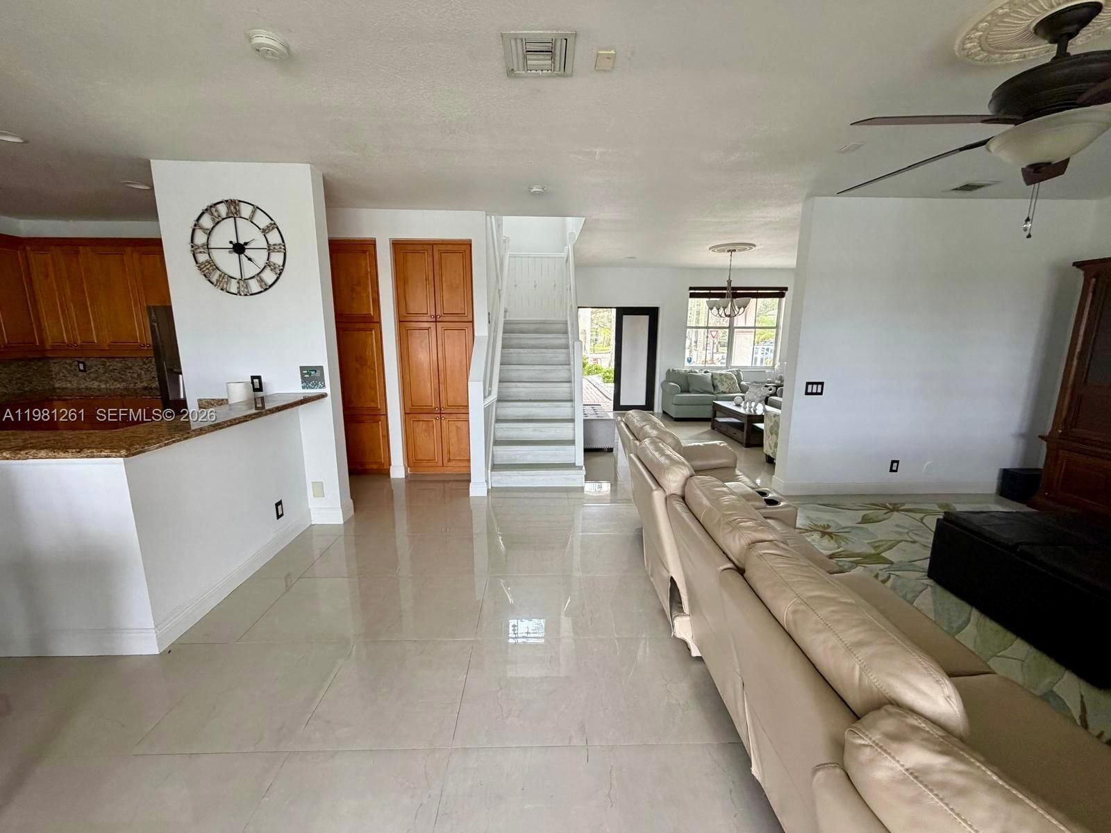 Real estate property located at 663 Live Oak Ln, Broward, Sector 2-parcels 12 13 14, Weston, FL