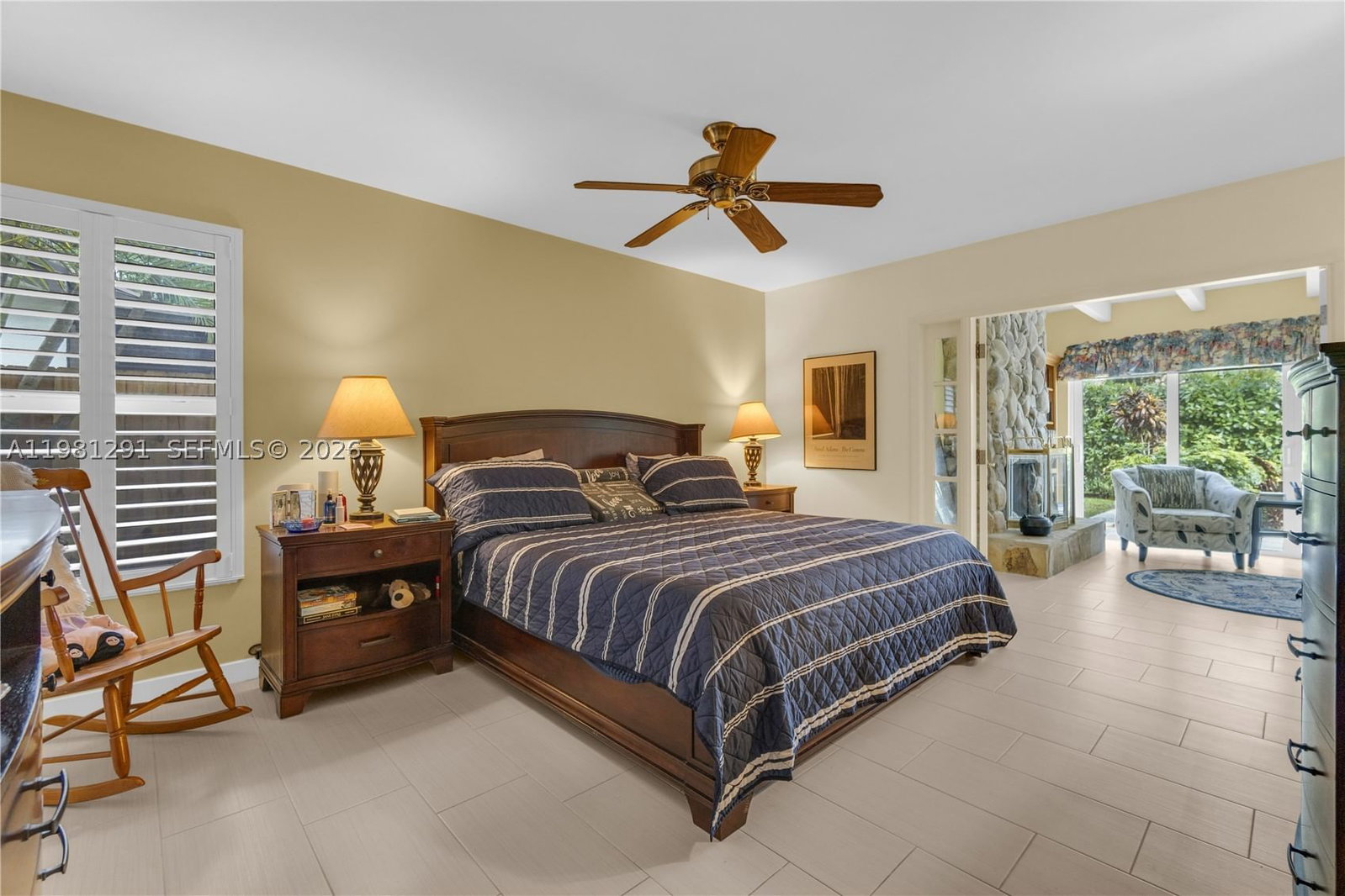 Real estate property located at 11611 106th Ter, Miami-dade, Sabal Chase Sec Four, Miami, FL