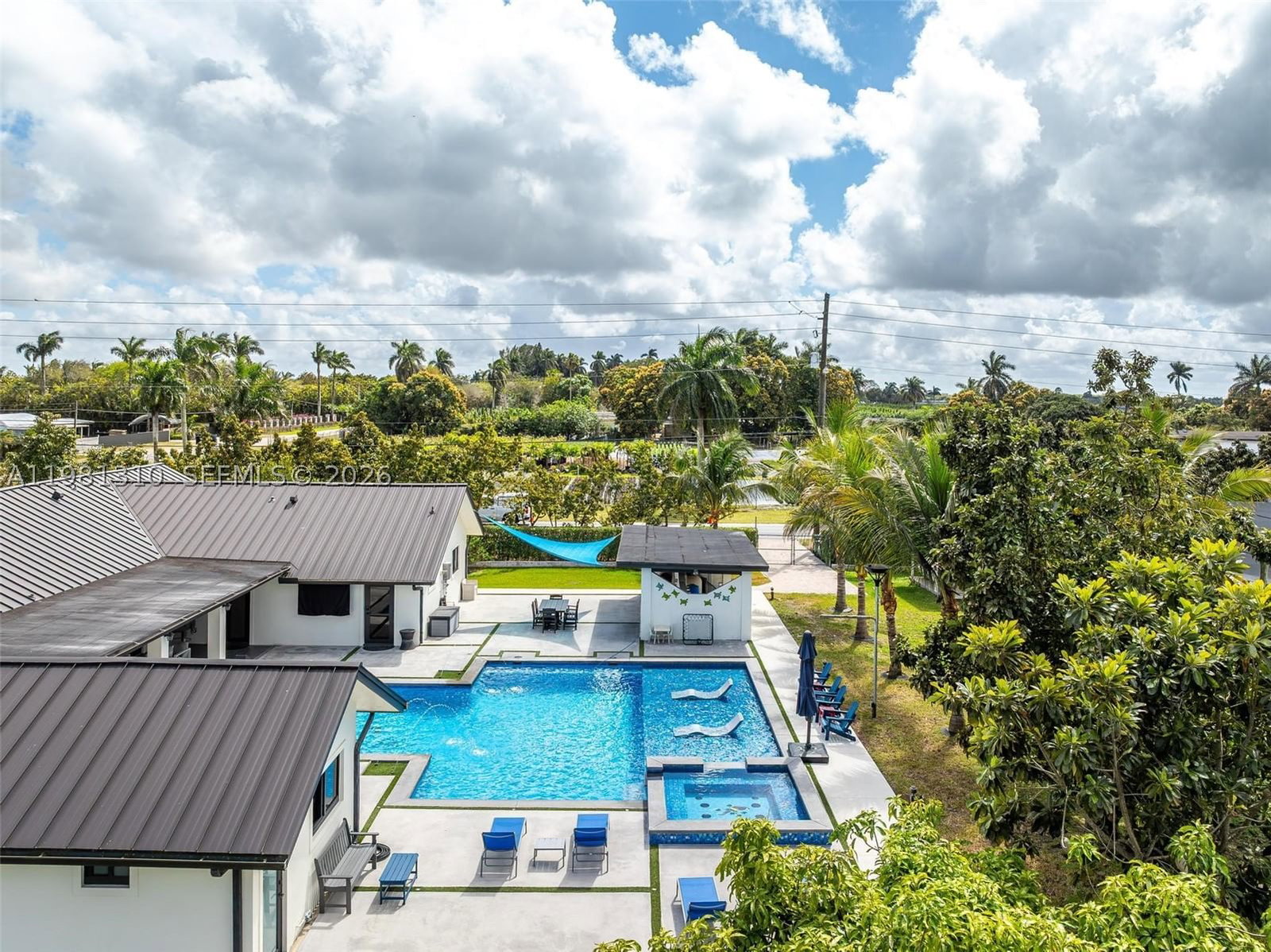Real estate property located at 23140 187th Ave, Miami-dade, Redlands, Miami, FL