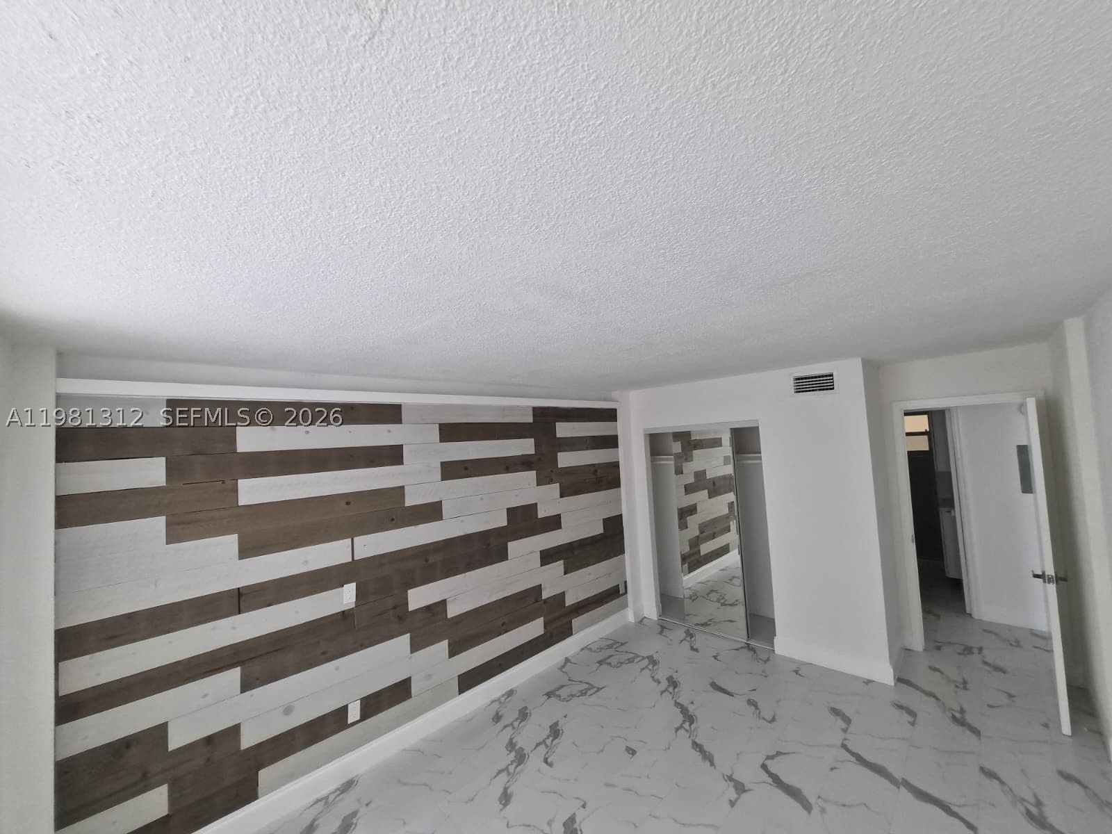 Real estate property located at 16410 Miami Dr #304, Miami-dade, Three Seasons Condo Bldg, North Miami Beach, FL