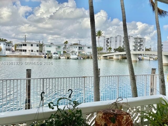 Real estate property located at 8040 Tatum Waterway Dr #5, Miami-dade, Creek Club # 3 Condo, Miami Beach, FL
