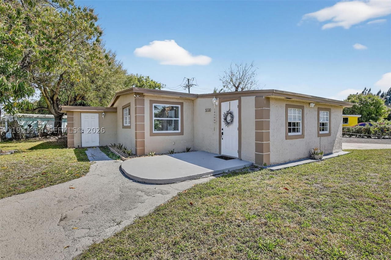 Real estate property located at 3220 2nd St, Broward, Broward Manor, Lauderhill, FL