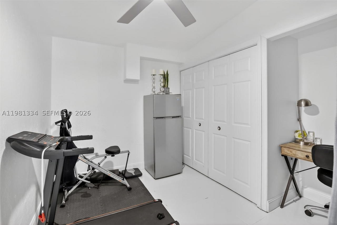 Real estate property located at 3220 2nd St, Broward, Broward Manor, Lauderhill, FL