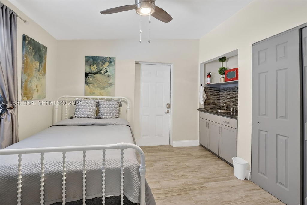 Real estate property located at 3220 2nd St, Broward, Broward Manor, Lauderhill, FL