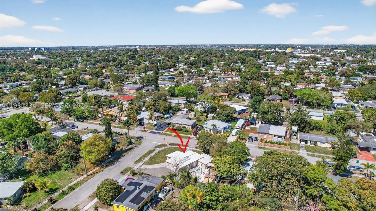 Real estate property located at 3220 2nd St, Broward, Broward Manor, Lauderhill, FL