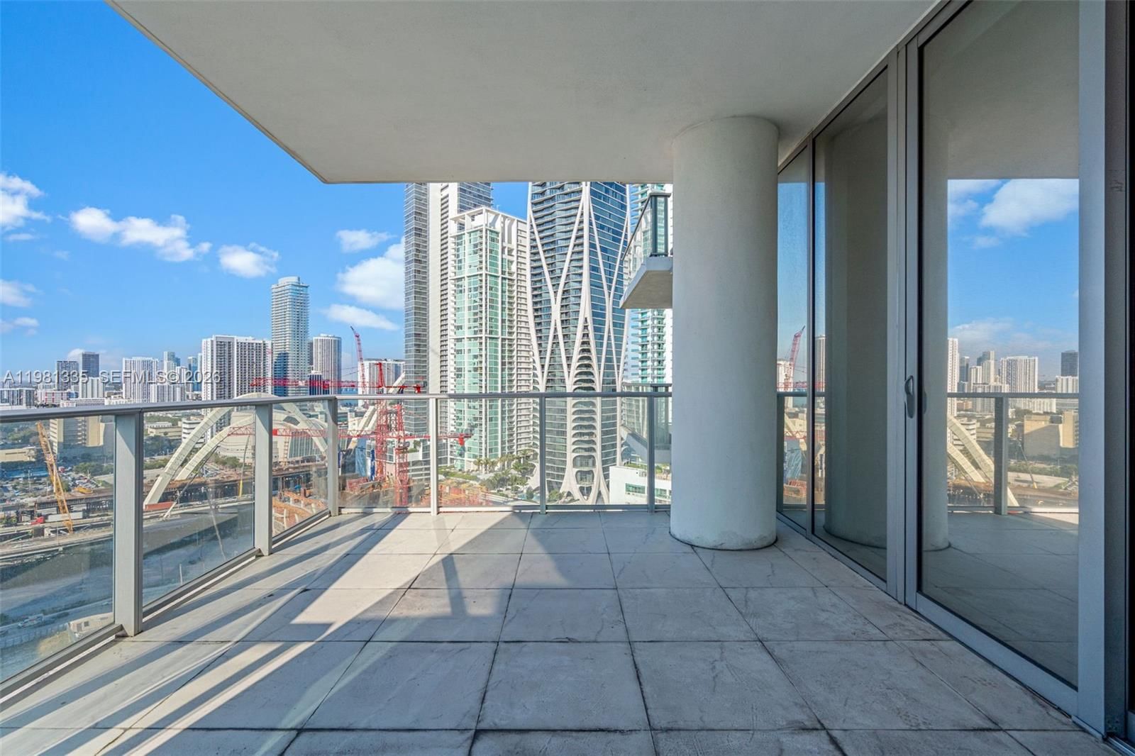 Real estate property located at 851 1st Ave #2200, Miami-dade, Paramount Miami Worldcent, Miami, FL