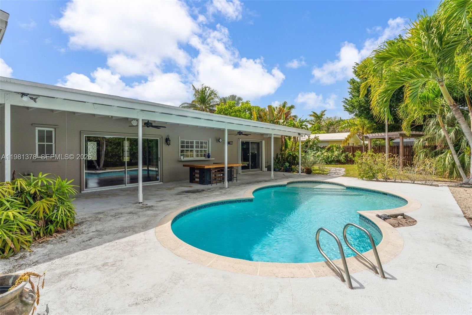 Real estate property located at 10721 124th St, Miami-dade, Pine Shore Sec 1, Miami, FL