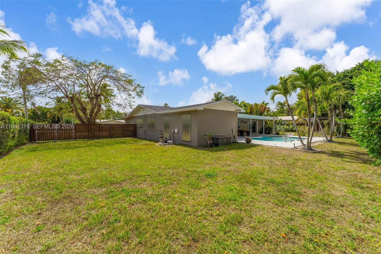 Real estate property located at 10721 124th St, Miami-dade, Pine Shore Sec 1, Miami, FL