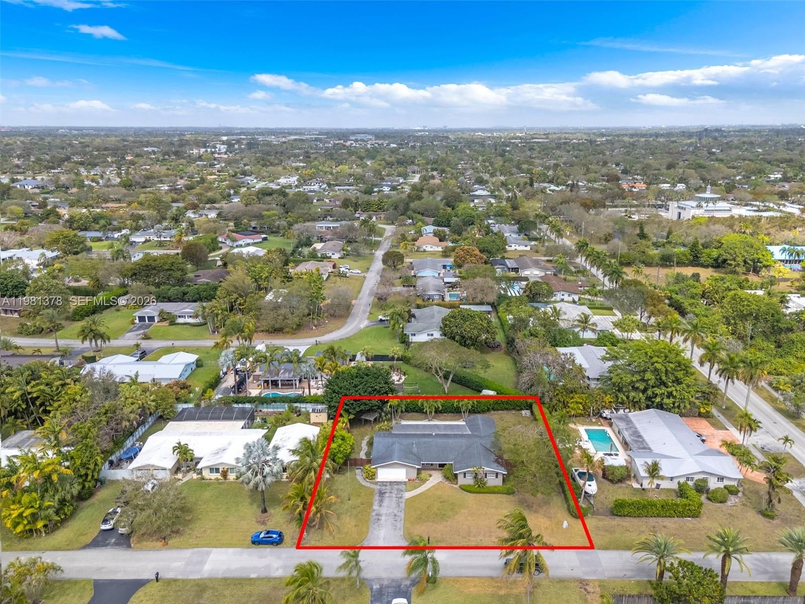 Real estate property located at 10721 124th St, Miami-dade, Pine Shore Sec 1, Miami, FL