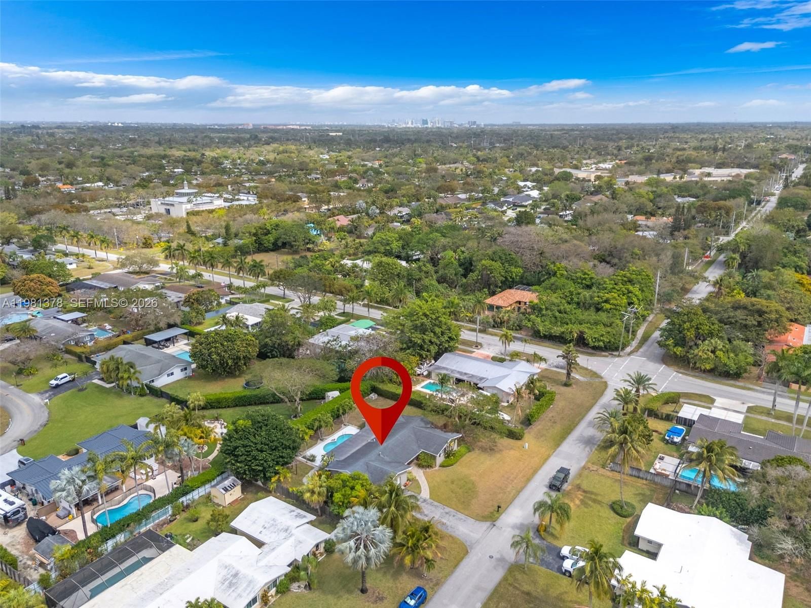 Real estate property located at 10721 124th St, Miami-dade, Pine Shore Sec 1, Miami, FL