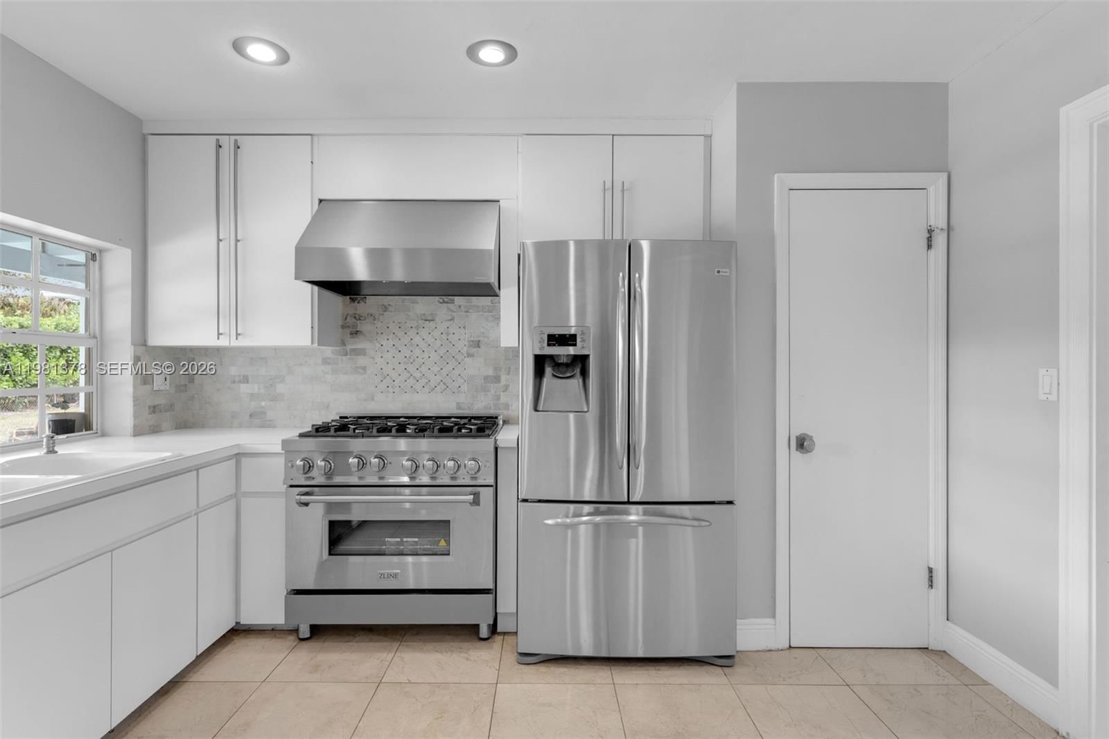 Real estate property located at 10721 124th St, Miami-dade, Pine Shore Sec 1, Miami, FL