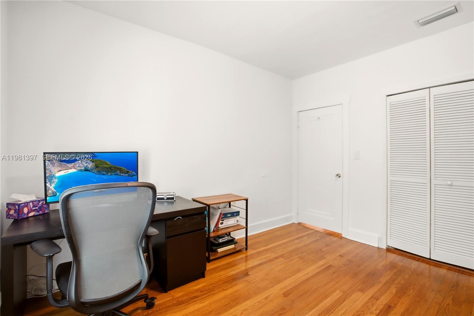 Real estate property located at 2111 Alhambra Cir, Miami-dade, Coral Gables Sec E, Coral Gables, FL