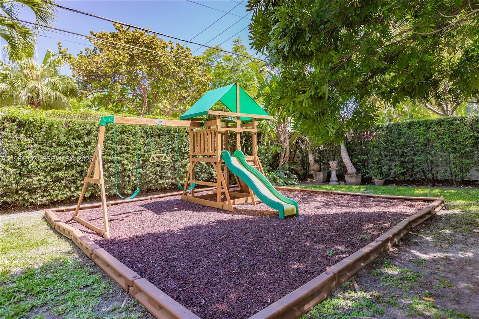 Real estate property located at 2111 Alhambra Cir, Miami-dade, Coral Gables Sec E, Coral Gables, FL